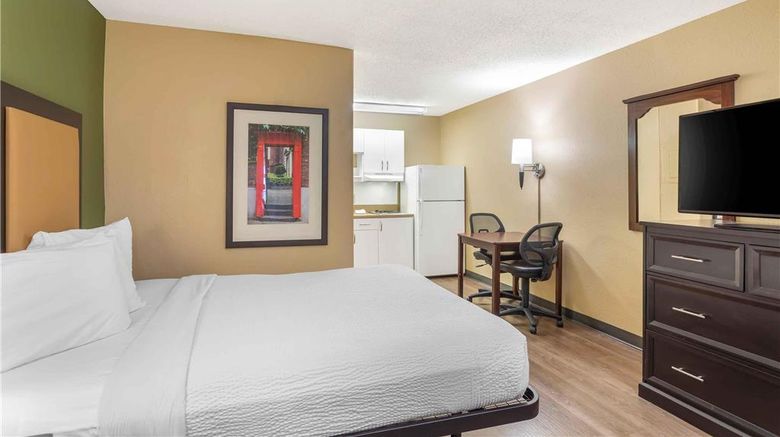 <b>Extended Stay America Stes Bna Airport Room</b>. Images powered by <a href="https://iceportal.shijigroup.com/" title="IcePortal" target="_blank">IcePortal</a>.