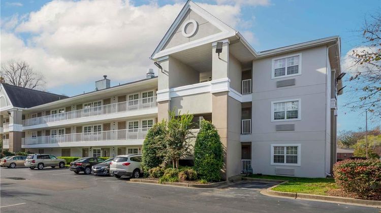 Extended Stay America Stes Bna Airport Exterior