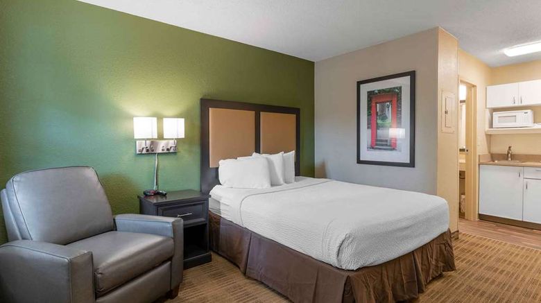 <b>Extended Stay America Stes Louisville Du Room</b>. Images powered by <a href="https://iceportal.shijigroup.com/" title="IcePortal" target="_blank">IcePortal</a>.