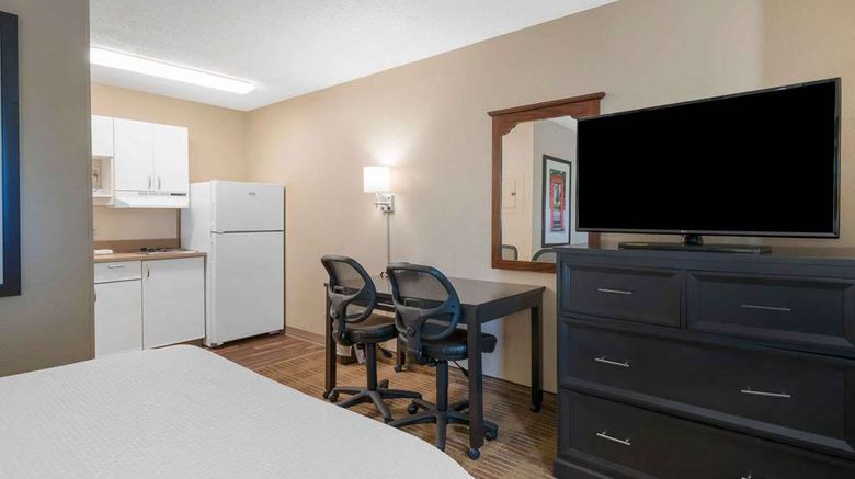 <b>Extended Stay America Stes Louisville Du Room</b>. Images powered by <a href="https://iceportal.shijigroup.com/" title="IcePortal" target="_blank">IcePortal</a>.
