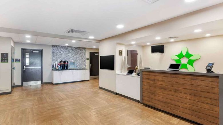 <b>Extended Stay America Stes Deerfield Bea Lobby</b>. Images powered by <a href="https://iceportal.shijigroup.com/" title="IcePortal" target="_blank">IcePortal</a>.