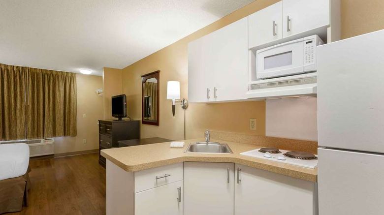<b>Extended Stay America Stes Sandy Room</b>. Images powered by <a href="https://iceportal.shijigroup.com/" title="IcePortal" target="_blank">IcePortal</a>.