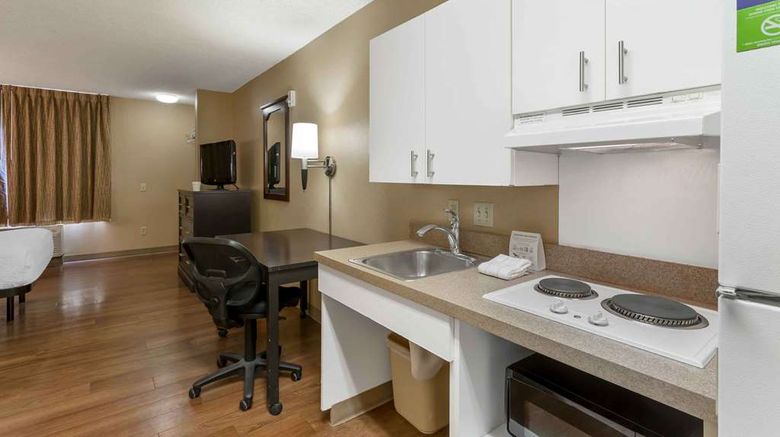 <b>Extended Stay America Stes Sandy Room</b>. Images powered by <a href="https://iceportal.shijigroup.com/" title="IcePortal" target="_blank">IcePortal</a>.