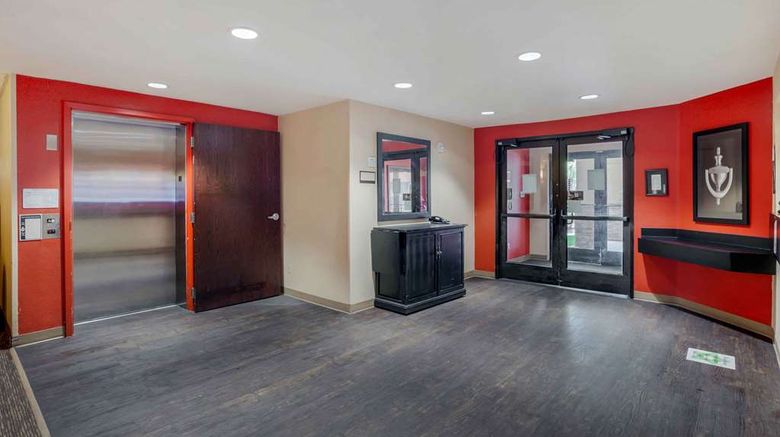 <b>Extended Stay America Stes La Torrance B Lobby</b>. Images powered by <a href="https://iceportal.shijigroup.com/" title="IcePortal" target="_blank">IcePortal</a>.