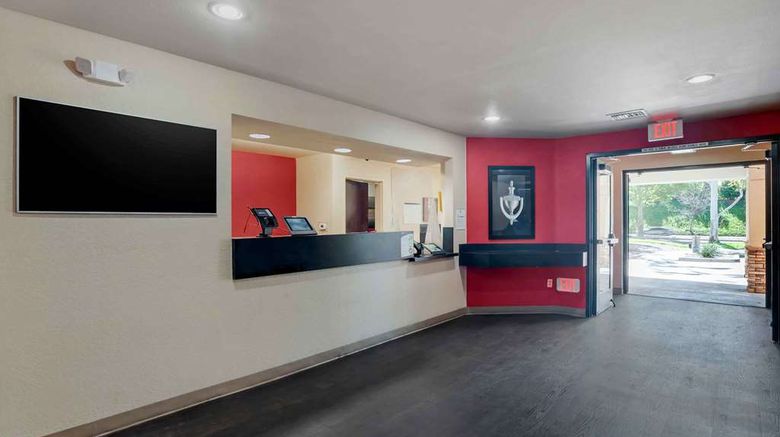 <b>Extended Stay America Stes Orange C Lake Lobby</b>. Images powered by <a href="https://iceportal.shijigroup.com/" title="IcePortal" target="_blank">IcePortal</a>.