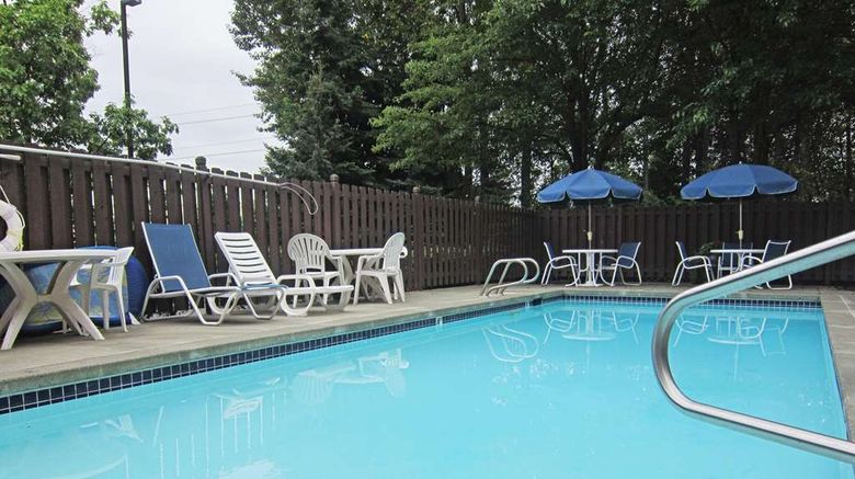 <b>Extended Stay America Seattle Renton Pool</b>. Images powered by <a href="https://iceportal.shijigroup.com/" title="IcePortal" target="_blank">IcePortal</a>.
