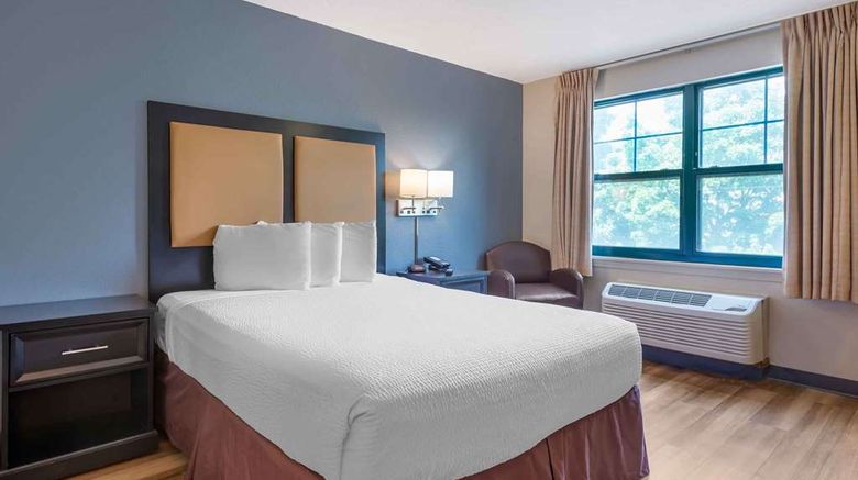 <b>Extended Stay America Suites Cherry Hill Room</b>. Images powered by <a href="https://iceportal.shijigroup.com/" title="IcePortal" target="_blank">IcePortal</a>.