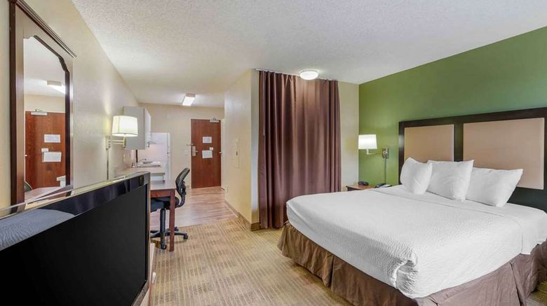 <b>Extended Stay America Stes Orange C Hunt Room</b>. Images powered by <a href="https://iceportal.shijigroup.com/" title="IcePortal" target="_blank">IcePortal</a>.
