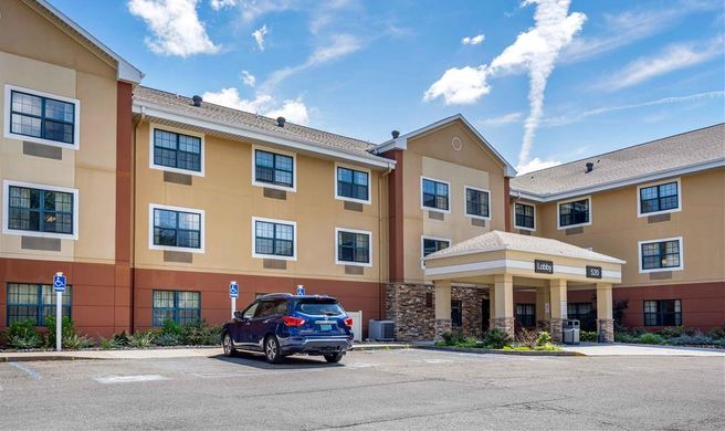 Extended Stay America Suites Carnegie Exterior