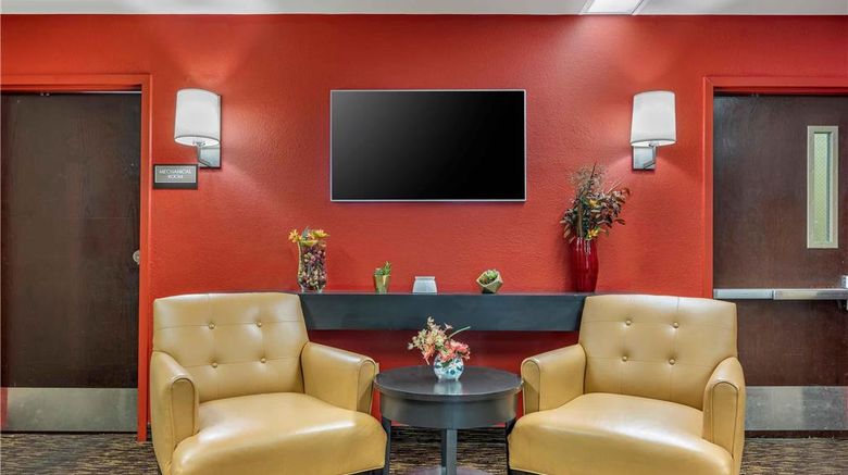 <b>Extended Stay America Suites Carnegie Lobby</b>. Images powered by <a href="https://iceportal.shijigroup.com/" title="IcePortal" target="_blank">IcePortal</a>.