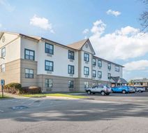 Extended Stay America Stes Downers Grove Exterior