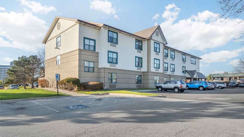 <b>Extended Stay America Stes Downers Grove Exterior</b>. Images powered by <a href="https://iceportal.shijigroup.com/" title="IcePortal" target="_blank">IcePortal</a>.