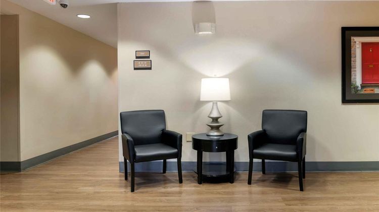 Extended Stay America Stes Mci Airport Lobby