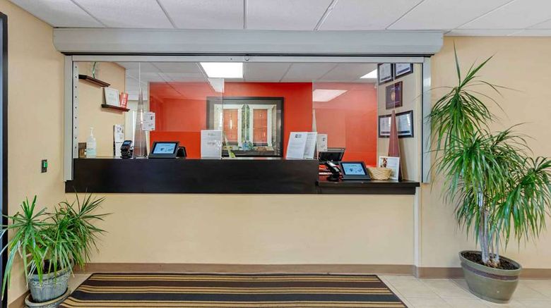 <b>Extended Stay America Stes Chicago Rolli Lobby</b>. Images powered by <a href="https://iceportal.shijigroup.com/" title="IcePortal" target="_blank">IcePortal</a>.