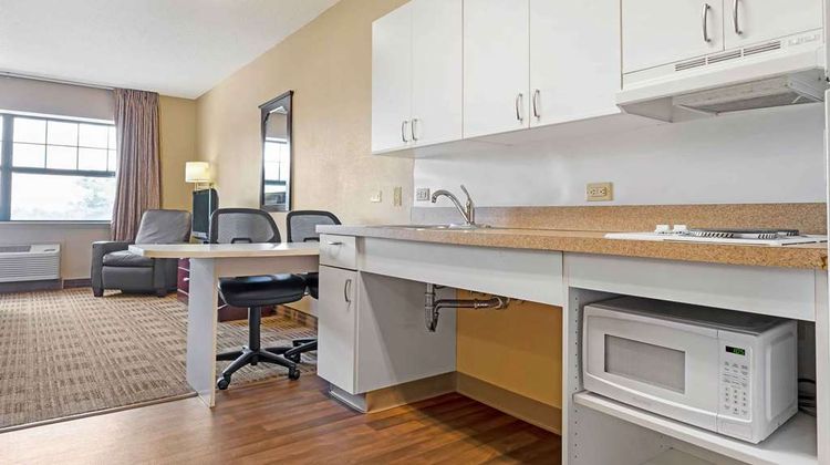 Extended Stay America Stes Chicago Burr Room