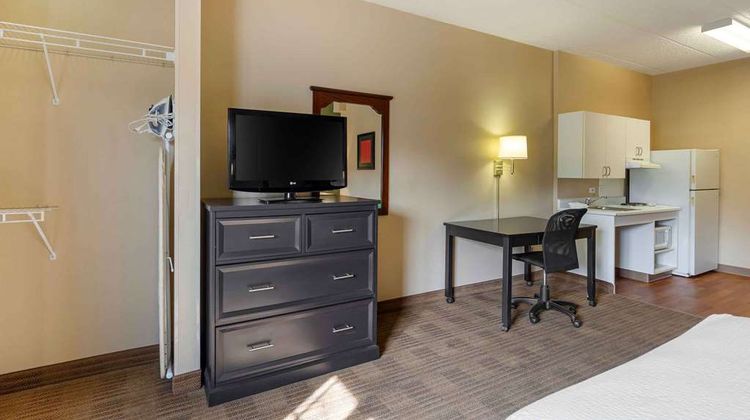 Extended Stay America Stes Elmhurst Ord Room