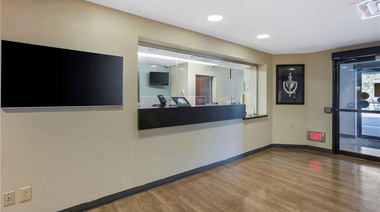 Extended Stay America Stes Phl Airport T Lobby