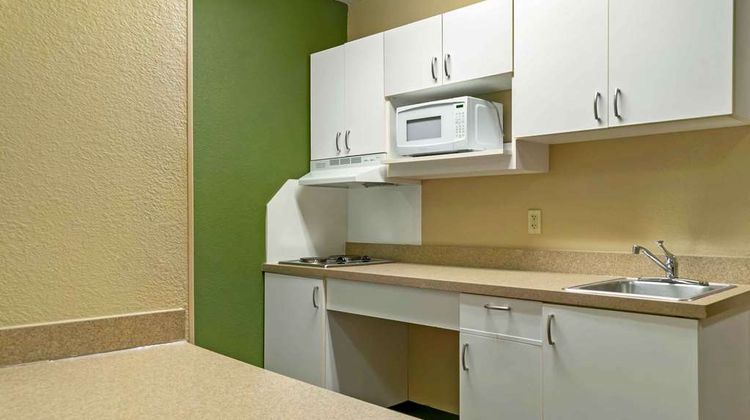 Extended Stay America Stes  Madison Hght Room
