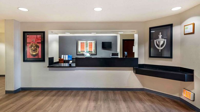 <b>Extended Stay America Stes Kansas City S Lobby</b>. Images powered by <a href="https://iceportal.shijigroup.com/" title="IcePortal" target="_blank">IcePortal</a>.