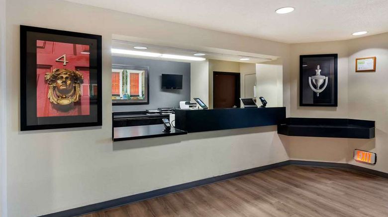 <b>Extended Stay America Stes Kansas City S Lobby</b>. Images powered by <a href="https://iceportal.shijigroup.com/" title="IcePortal" target="_blank">IcePortal</a>.