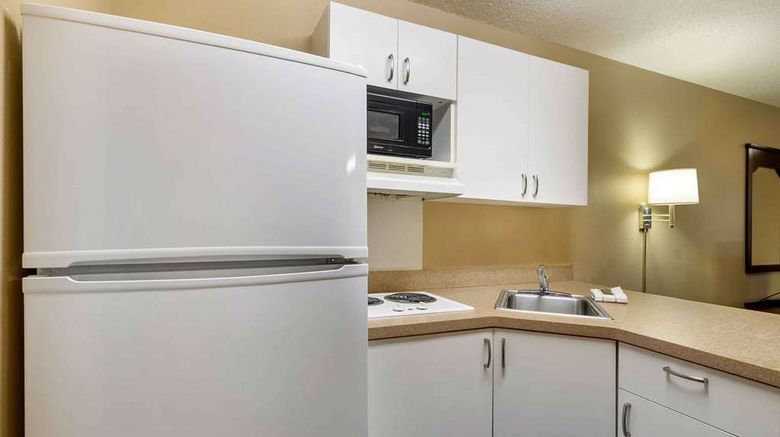 <b>Extended Stay America Stes Kansas City S Room</b>. Images powered by <a href="https://iceportal.shijigroup.com/" title="IcePortal" target="_blank">IcePortal</a>.