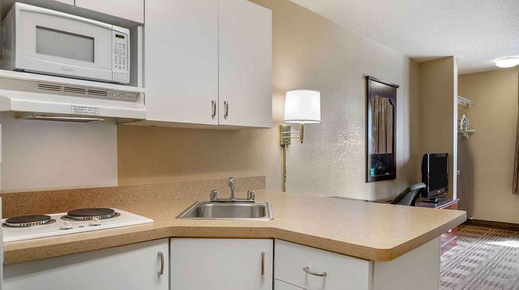 Extended Stay America Stes  Sterling Hgt Room