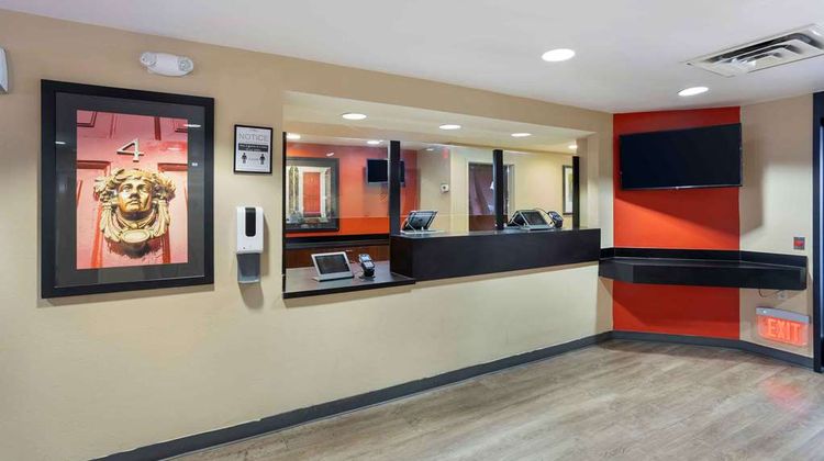 Extended Stay America Stes Bethpage Lobby