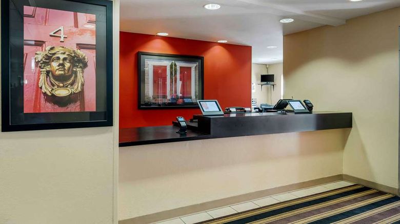 <b>Extended Stay America Stes Chicago Gurne Lobby</b>. Images powered by <a href="https://iceportal.shijigroup.com/" title="IcePortal" target="_blank">IcePortal</a>.
