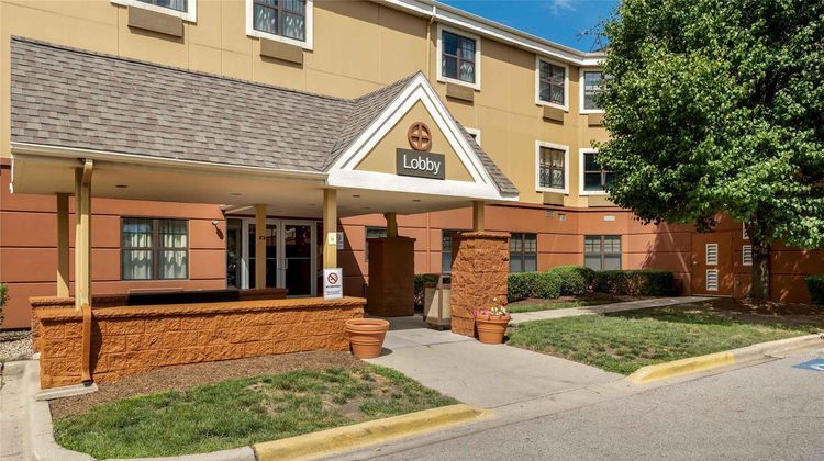 Extended Stay America Stes Chicago Gurne Exterior