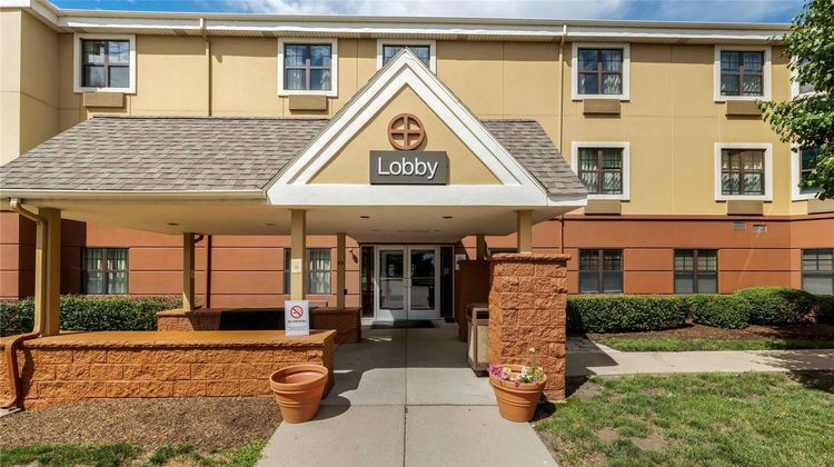 Extended Stay America Stes Chicago Gurne Exterior