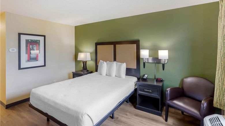 <b>Extended Stay America Stes Lga Airport Room</b>. Images powered by <a href="https://iceportal.shijigroup.com/" title="IcePortal" target="_blank">IcePortal</a>.
