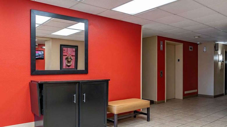 <b>Extended Stay America Stes Ann Arbor Bri Lobby</b>. Images powered by <a href="https://iceportal.shijigroup.com/" title="IcePortal" target="_blank">IcePortal</a>.