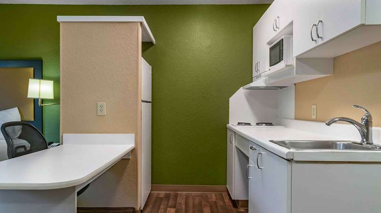 <b>Extended Stay America Stes Ann Arbor Bri Room</b>. Images powered by <a href="https://iceportal.shijigroup.com/" title="IcePortal" target="_blank">IcePortal</a>.