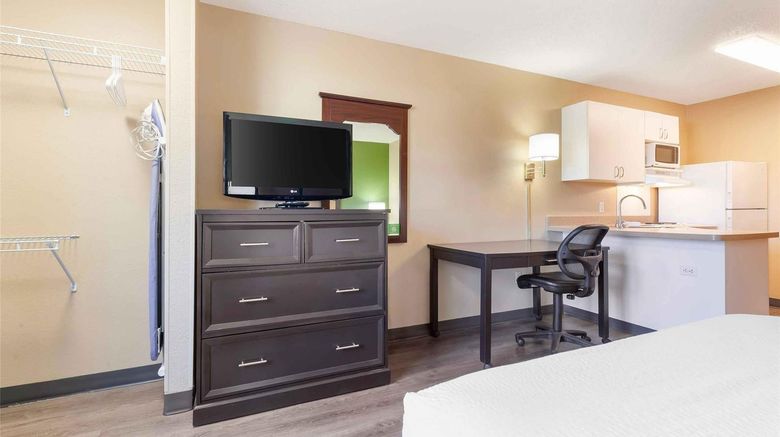<b>Extended Stay America Stes Appleton Room</b>. Images powered by <a href="https://iceportal.shijigroup.com/" title="IcePortal" target="_blank">IcePortal</a>.