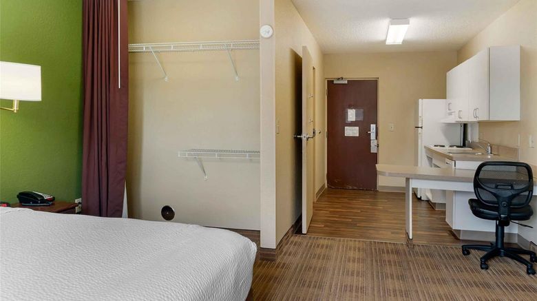 <b>Extended Stay America Stes Appleton Room</b>. Images powered by <a href="https://iceportal.shijigroup.com/" title="IcePortal" target="_blank">IcePortal</a>.