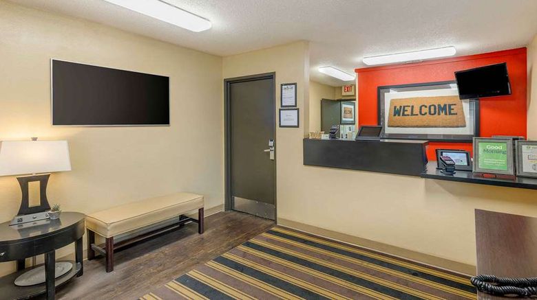 <b>Extended Stay America Stes St Louis East Lobby</b>. Images powered by <a href="https://iceportal.shijigroup.com/" title="IcePortal" target="_blank">IcePortal</a>.