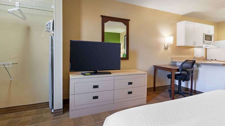 Extended Stay America Stes Madison Junct Room