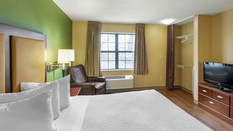 <b>Extended Stay America Stes Milwaukee Wak Room</b>. Images powered by <a href="https://iceportal.shijigroup.com/" title="IcePortal" target="_blank">IcePortal</a>.