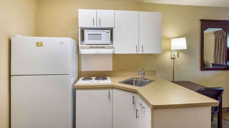 <b>Extended Stay America Suites Tacoma Fife Room</b>. Images powered by <a href="https://iceportal.shijigroup.com/" title="IcePortal" target="_blank">IcePortal</a>.