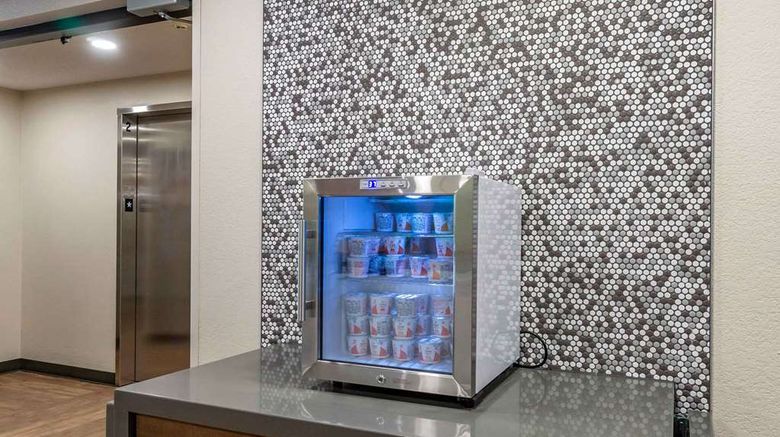 <b>Extended Stay America Prem Stes Bellevue Restaurant</b>. Images powered by <a href="https://iceportal.shijigroup.com/" title="IcePortal" target="_blank">IcePortal</a>.