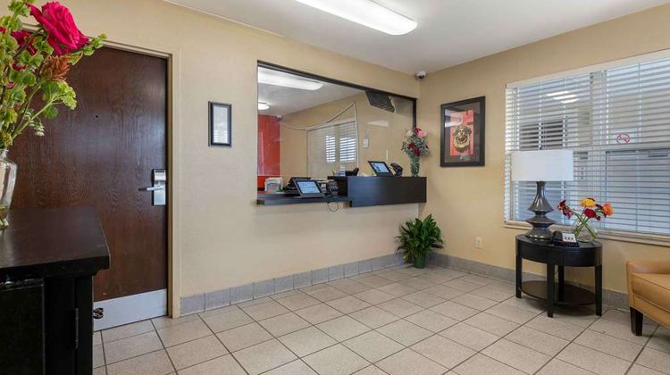 Extended Stay America Stes Tulsa Central Lobby