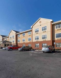 Suburban Studios Okc Airport