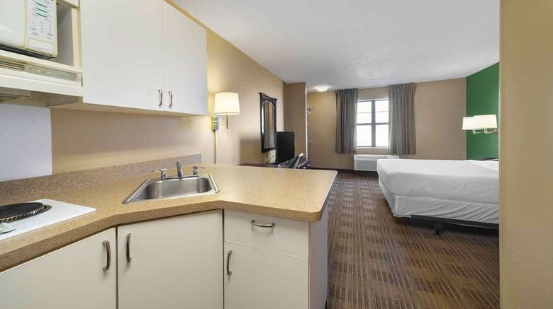 <b>Suburban Studios Okc Airport Room</b>. Images powered by <a href="https://iceportal.shijigroup.com/" title="IcePortal" target="_blank">IcePortal</a>.