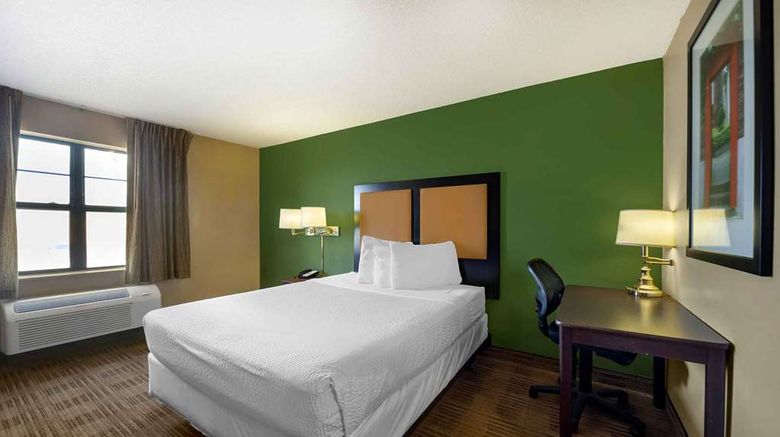 <b>Suburban Studios Okc Airport Room</b>. Images powered by <a href="https://iceportal.shijigroup.com/" title="IcePortal" target="_blank">IcePortal</a>.