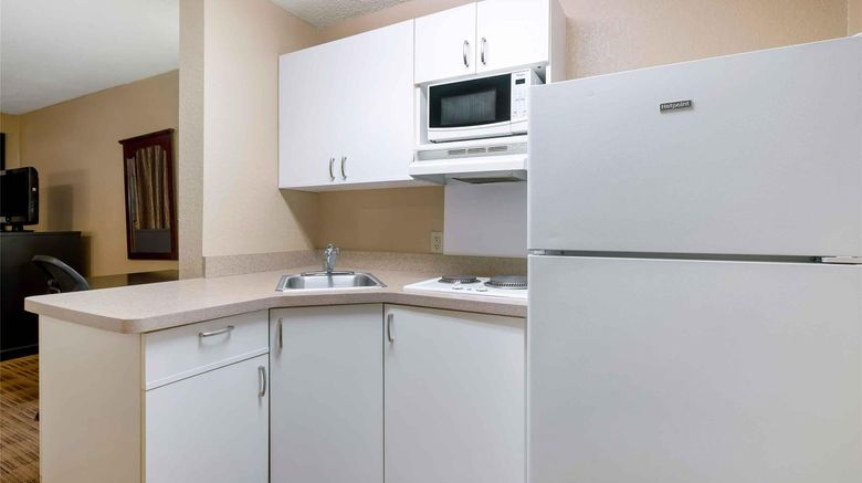 <b>Extended Stay America Stes Lenoir Ave E Room</b>. Images powered by <a href="https://iceportal.shijigroup.com/" title="IcePortal" target="_blank">IcePortal</a>.