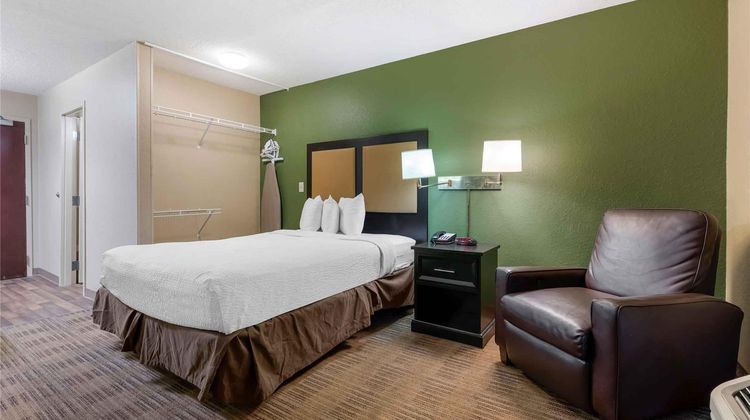 Extended Stay America Stes Lenoir Ave E Room