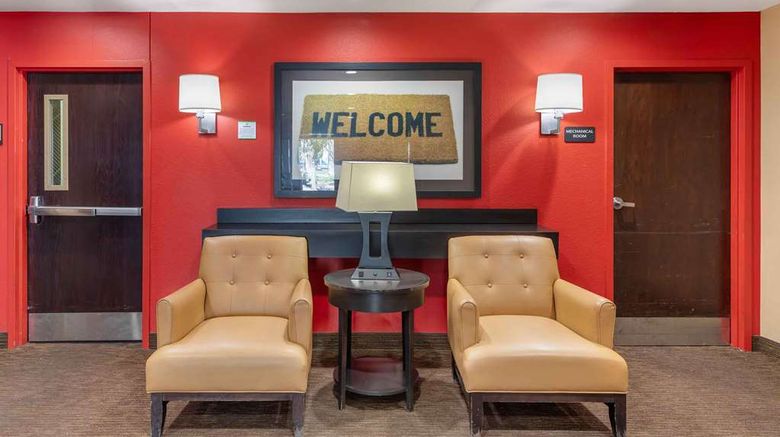 <b>Extended Stay America Stes La Ont Airpo Lobby</b>. Images powered by <a href="https://iceportal.shijigroup.com/" title="IcePortal" target="_blank">IcePortal</a>.