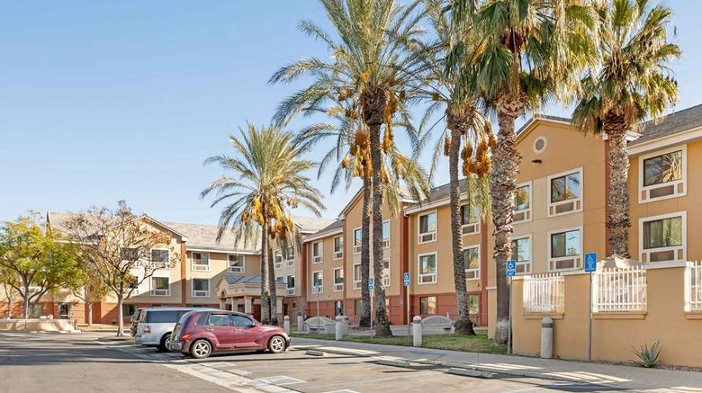<b>Extended Stay America Stes La Ont Airpo Exterior</b>. Images powered by <a href="https://iceportal.shijigroup.com/" title="IcePortal" target="_blank">IcePortal</a>.