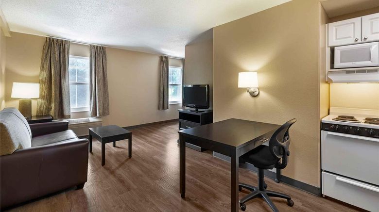 <b>Extended Stay America Stes Westborough E Room</b>. Images powered by <a href="https://iceportal.shijigroup.com/" title="IcePortal" target="_blank">IcePortal</a>.