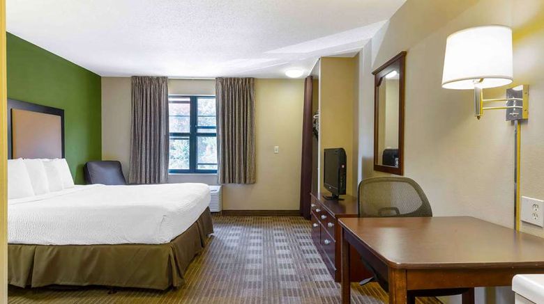 <b>Extended Stay America Stes  Hartford Man Room</b>. Images powered by <a href="https://iceportal.shijigroup.com/" title="IcePortal" target="_blank">IcePortal</a>.